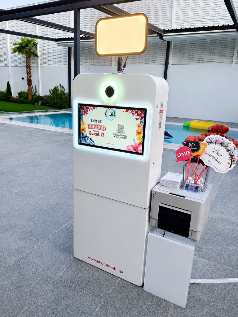 Photobooth Qatar setup at the Sweet 17 Mama Mia birthday celebration by the pool