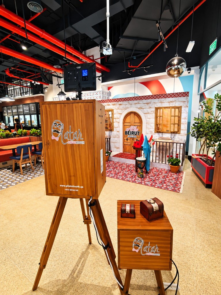 Vintage Photobooth at the Allo Beirut restaurant inauguration in City Center Doha