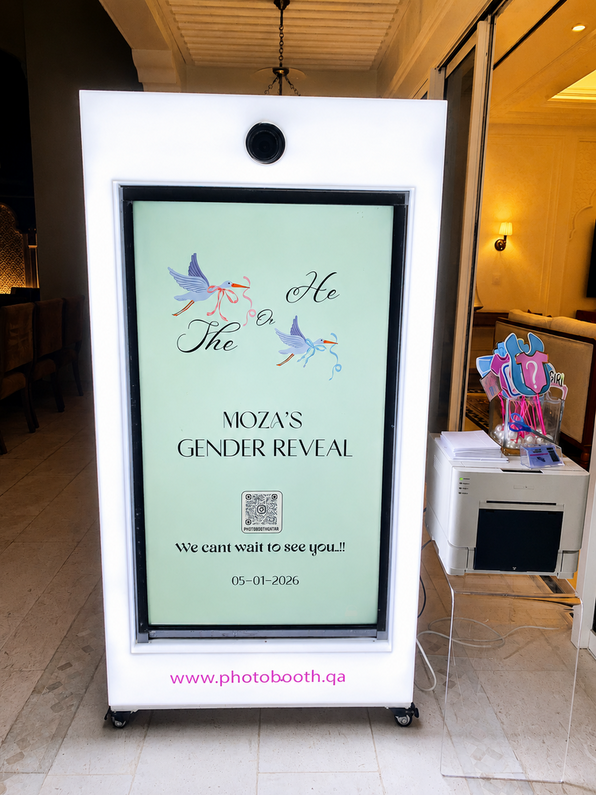 ROYAL WHITE 65 inch Photobooth