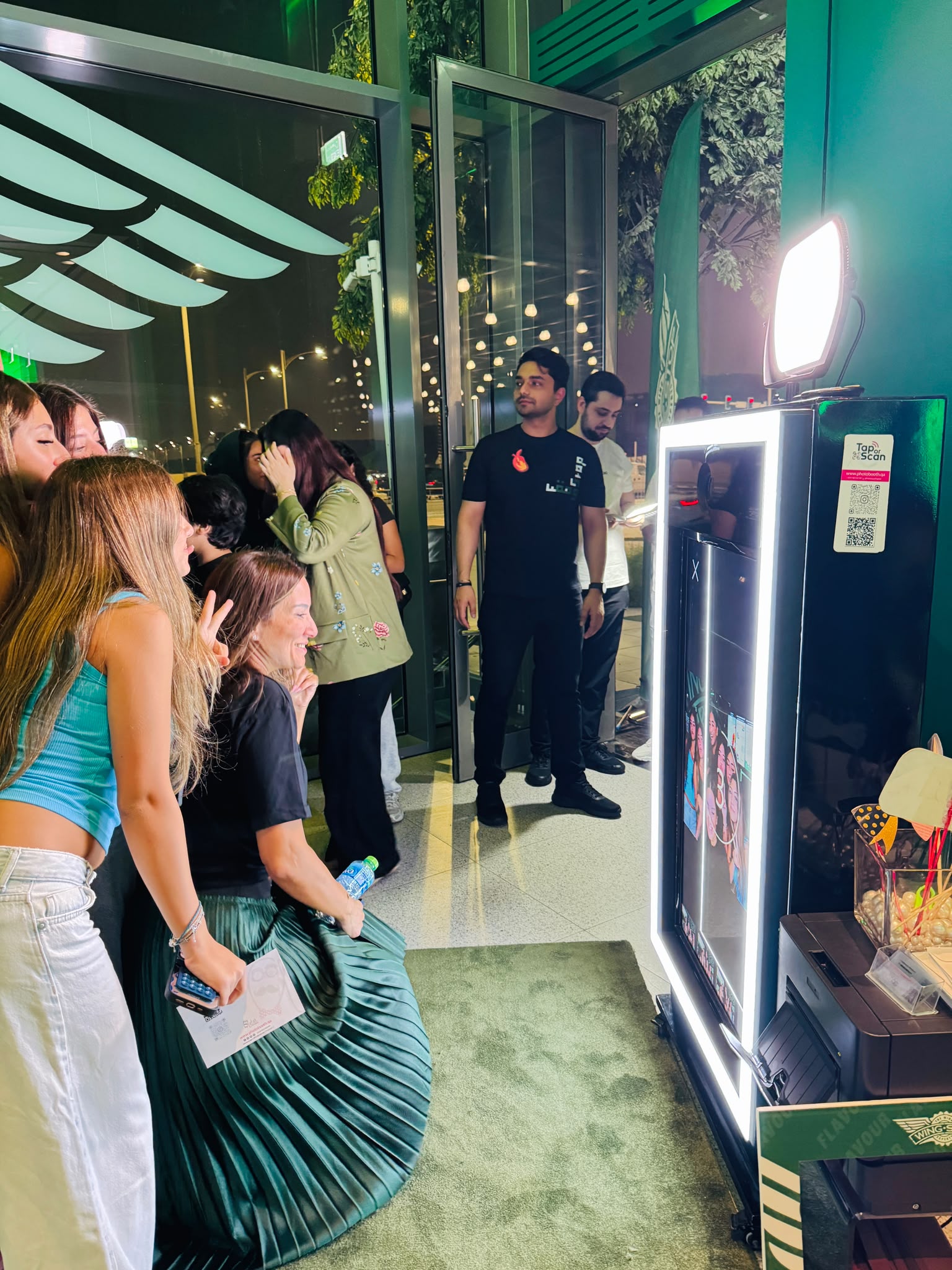 Photobooth Qatar at the Wingstop West Walk Doha restaurant activation
